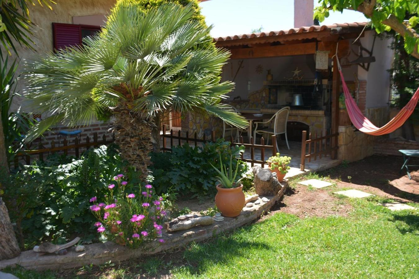 Mozart House Studio Amarynthos Exterior foto
